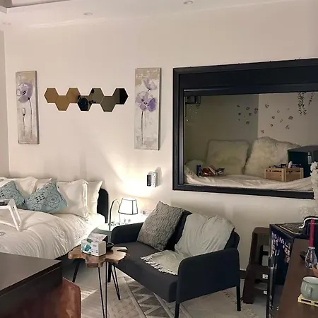 Aram House Apartment